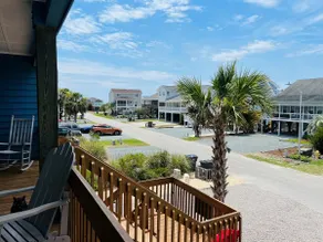 Tradewinds 4 Bedroom Home by RedAwning - Image 5