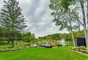 Large Estate with Luxury Collection of Amenities  - Image 3