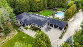 Large Estate with Luxury Collection of Amenities  - Image 4