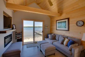 NEU! 'Currier's Cottage' auf dem Little Traverse Lake! - Image 3