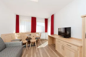Apartment with wellness area and views of the Dolomites - Image 4