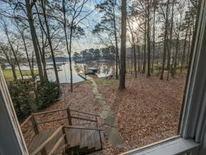 Private Lakefront Cottage! Gemütlich, sauber und offen! Tolle Lage am Lake Oconee! - Image 2