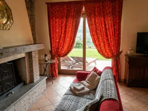 Cottage & Vineyard · Lake Bolsena 2 km Walk - Image 3