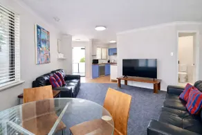 Scarborough Beach Front Resort - Shell Seven - Image 4
