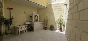 Lourdes House - Image 2