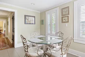3BR 2BA Farmhouse Suite · Walk to Mount Holyoke - Image 5