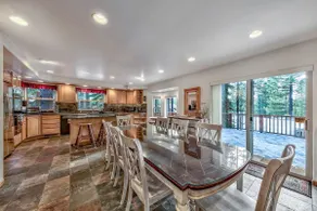 Black Bear Villa - large 4 BR 4 BA hot tub game room - Image 4