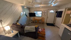 Jax Backyard Bungalow - Image 4