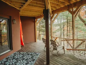Riverside Mountain Retreat for 11 - Image 3