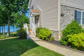 Perfect 3BR Lakefront | Dock | Balcony | Firepit - Image 3