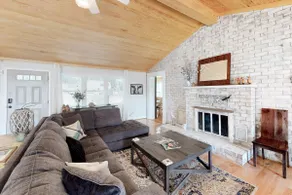 4BR Lakefront | Dock | Balcony | Firepit - Image 5