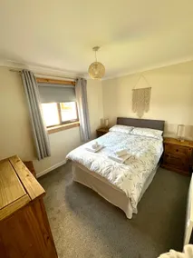 ⭐️⭐️Immaculately presented spacious 2 bedroom Flat⭐️⭐️ - Image 2