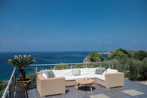 Villa Emilia front sea - Image 3