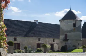 House for 15 people, indoor pool, 1 hour from Paris - Image 2