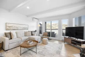 Huge 3 Bedroom Condo with a View - Image 2