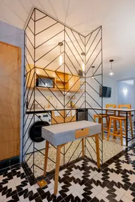 Small and Stylish Apt with Terrace - Image 5