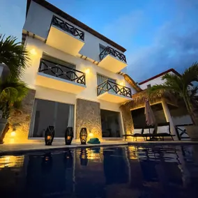 Villa Suspiro with a Stunning View of the Pacific - Image 2