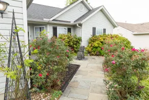 Rose Haven • Peaceful • Romantic • Family-Ready - Image 4