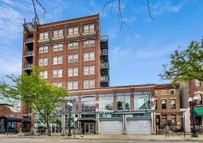 Old Town Condo: Private Terrace & Garage Parking - Image 3