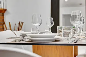 Bright and Spacious 3 Bedroom House - Image 5