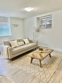 Homelike & Cozy Suite. Separate entrance, kitchen - Image 2