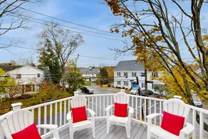 1 BR plus downtown - walk to Beaches/ Eateries - Image 2
