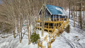 Renovated, Foosball, In the trees, EV charger! - Image 4
