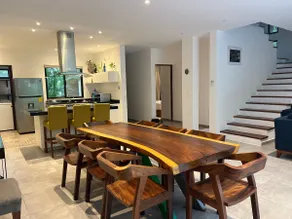 4BR Luxury Villa | Sleeps 12, Large Pool&Concierge - Image 3