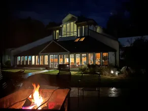 The Glass House on Lake Holcombe - Image 5