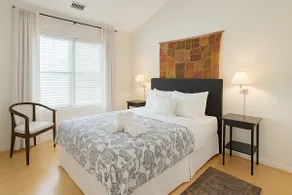 3 Bd 1.5 Ba Glorious & Convenient DC 30 min metro - Image 5