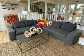 Lovely Inner Lagoon Home - Image 3