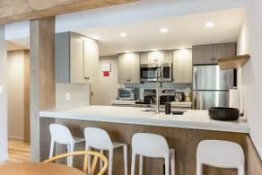 Vail International Condos - Image 5