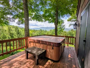 VanHoevenberg Ridge upper level apartment. - Image 3