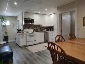 Downtown Bellingham Flat-5 minutes to courthouse - Image 3