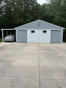 The Pole Barn - Image 2
