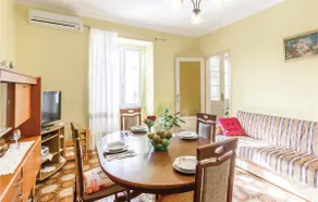 2 Bedroom Amazing Apartment In Pula - Image 5