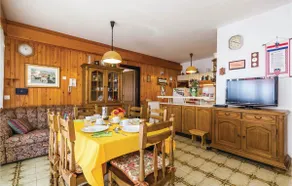 Beautiful Apartment In Kolavici - Image 3