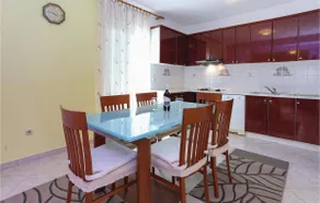Strandhaus in Kastel Novi - Image 4