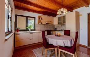 Beach front home in Lumbarda - Image 5