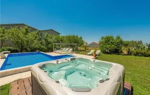 Awesome Home In Ljubac - Image 4