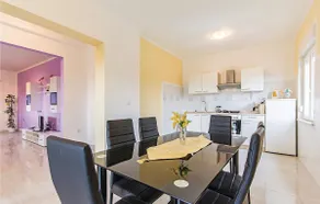 Bel appartement de 2 chambres à Barban - Image 3