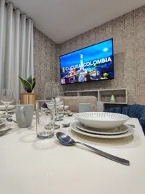 SUPERHOST, GREAT LOCATION, TULIPÁN - Image 2