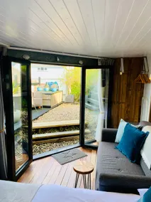 The Bolthole - Cosy & atmospheric studio, garden, fantastic location! - Image 3