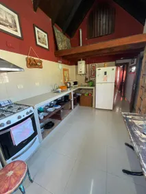 Hilltop apartment · panoramic views & full kitchen - Image 2