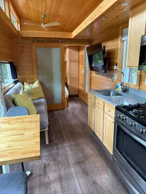 The Flat @ A Tiny House Resort - Image 4