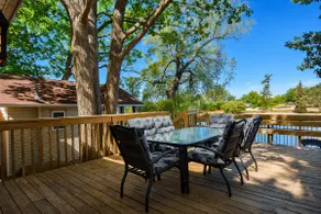 Beach1*com - 58 River Road East - Waterfront - Image 3