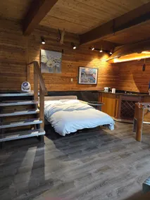 Hidden Gem | Rustic Retreat with Estuary Views - Image 3