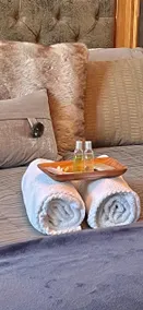 City light views getaway close to top ski resorts - Image 4