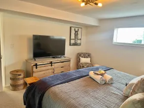 City light views getaway close to top ski resorts - Image 3