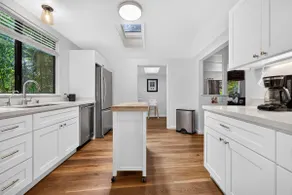 Family Friendly Charming 2 BD - Image 5